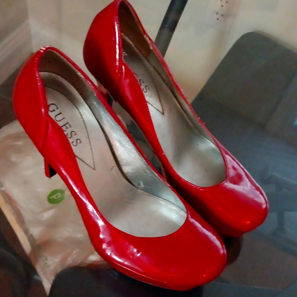 Guess heels 👠 - Picture 1 of 1